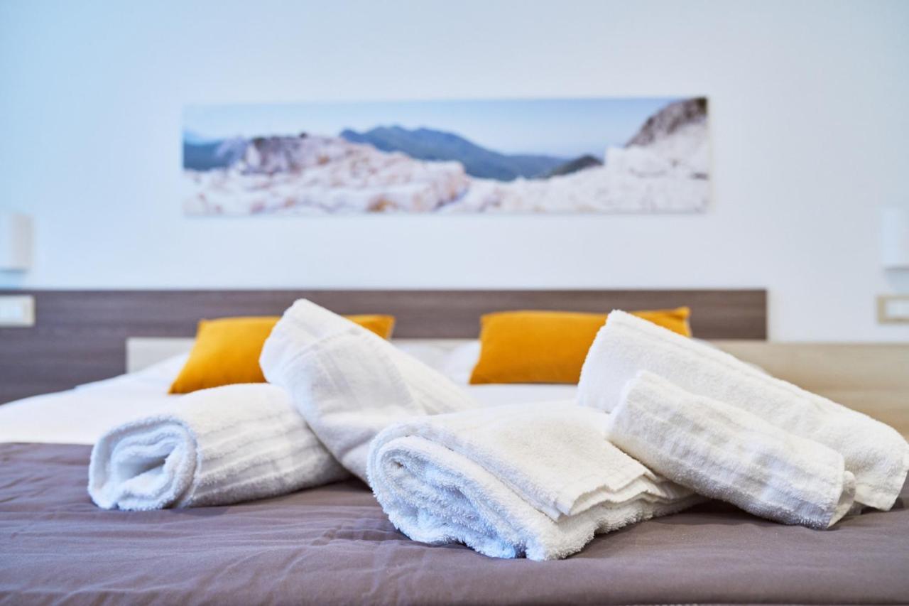Firmafede Guest House Sarzana Exterior photo