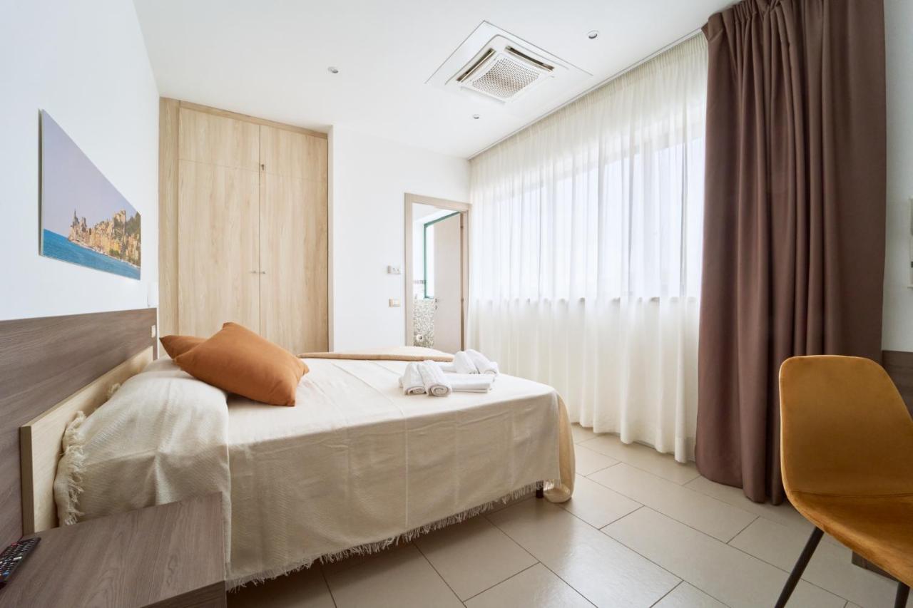 Firmafede Guest House Sarzana Exterior photo
