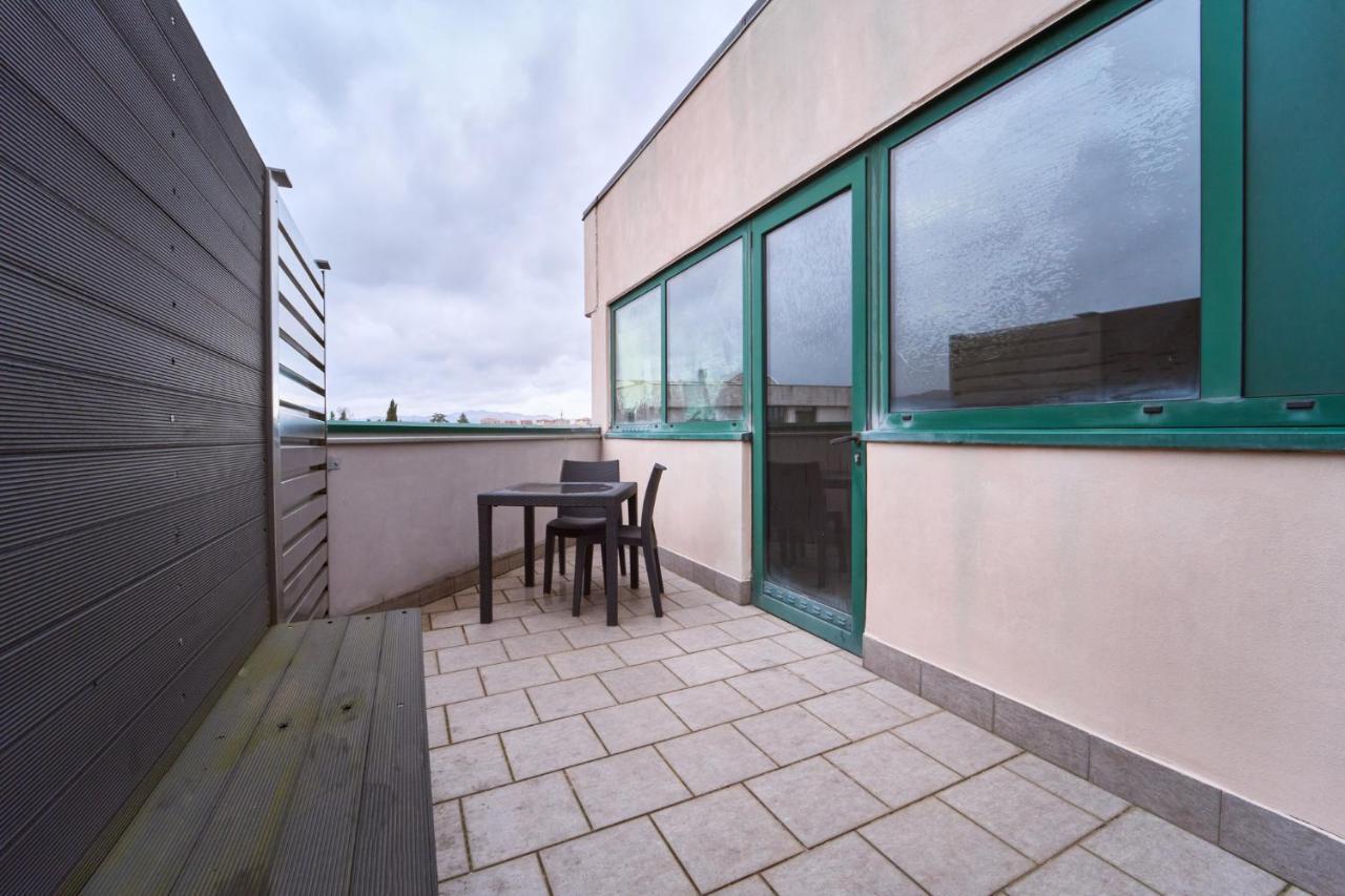 Firmafede Guest House Sarzana Exterior photo